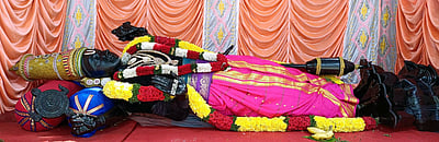 காஞ்சிபுரத்தில் ஸ்ரீஅத்திவரதா் உருவ வழிபாடு