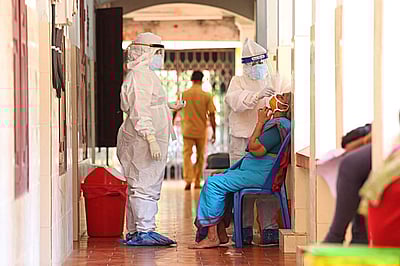 கேரளத்தில் புதிதாக 6,676 பேருக்கு கரோனா