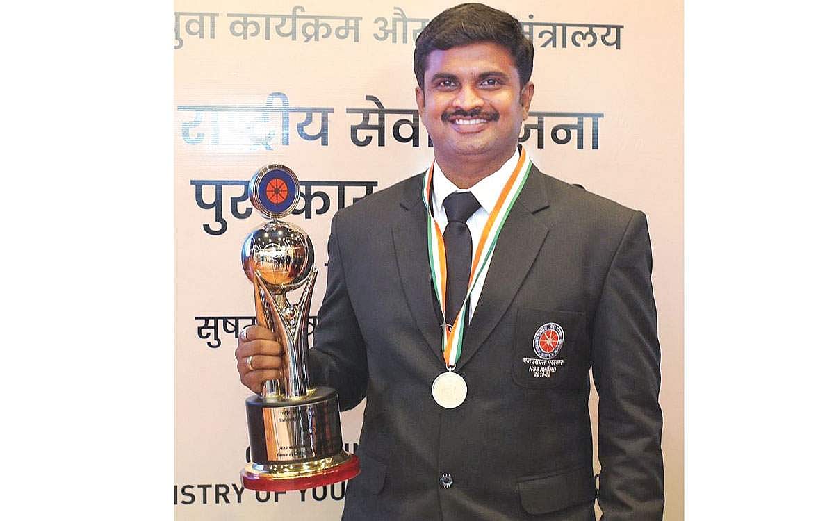 சேவைக்கு கிடைத்த விருது!