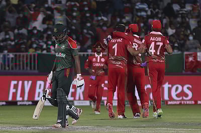 ஓமனுக்கு எதிரான ஆட்டம்: 153 ரன்களுக்கு வங்கதேசம் ஆட்டமிழப்பு