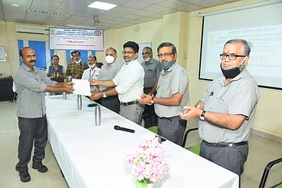 டிஎன்பிஎல் ஆலையில் ஓய்வூதிய ஆணை வழங்கும் பிரயாஸ் திட்டம் துவக்கம்