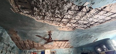 நாகை அருகே வீட்டின் மேற்கூரை விழுந்து குழந்தை பலி