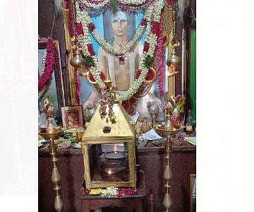 நீடாமங்கலம்: பைரவசித்தர் திருமடத்தில்  பெளர்ணமி சிறப்பு வழிபாடு