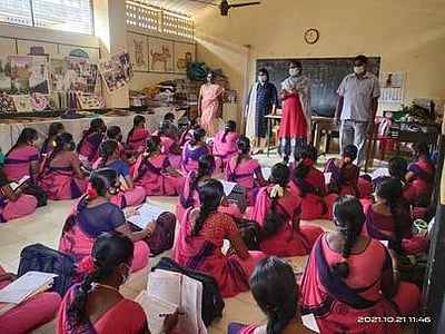 அங்கன்வாடி ஊழியா்களுக்கு மனநல பயிற்சி