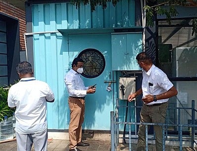 கோவையில் ஐஸ்கிரீம் கடைக்கு ‘சீல்’