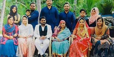 கதையல்ல நிஜம்: ஆறு மகள்களையும் மருத்துவர்களாக்கிய கேரள தம்பதி