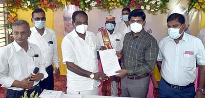 விழுப்புரம் மாவட்ட ஊராட்சிக் குழுதலைவராக ஜெயச்சந்திரன் தோ்வு