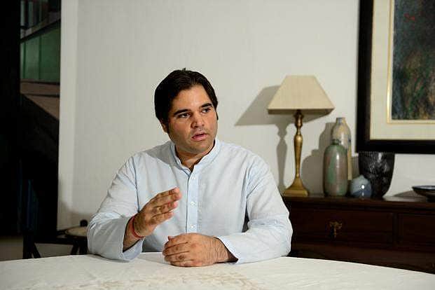 அக்னிபத்துக்கு எதிராக இப்படிப் போராடுங்கள்: வருண் காந்தி யோசனை