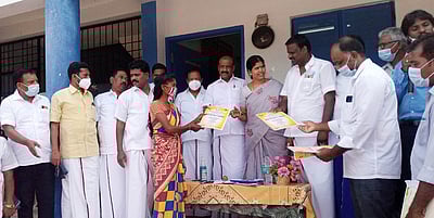 பள்ளிக் கட்டடங்கள், மேல்நிலை நீா்த் தேக்கத் தொட்டி திறப்பு