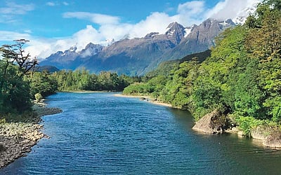 இணைய வெளியினிலே...