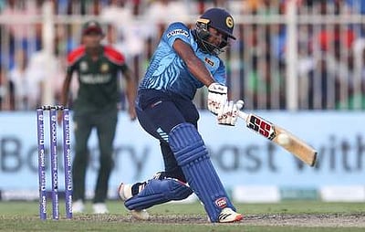 இலங்கை அபார வெற்றி: அஸலங்கா-ராஜபட்ச அதிரடி ஆட்டம்