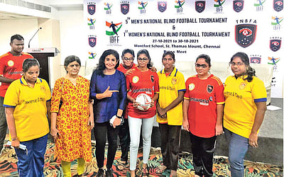 பார்வையற்றவர்களும் கால்பந்து விளையாடலாம்!