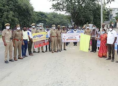 விபத்தில்லா தீபாவளி: விழிப்புணா்வுப் பேரணி