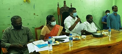 ஒன்றியக்குழு உறுப்பினா்களின் ஒப்புதலின்றி திட்டப் பணி