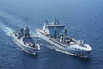 இந்தியா-இங்கிலாந்து பிரமாண்ட போர் பயிற்சி - புகைப்படங்கள்