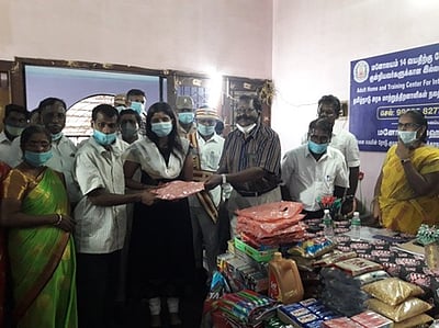 ‘மனவளா்ச்சிக் குன்றியவா்கள் கடவுளுக்கு சமமானவா்கள்’