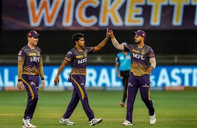 கொல்கத்தா சிறப்பான பந்துவீச்சு: 115 ரன்களுக்குக் கட்டுப்பட்டது சன்ரைசர்ஸ்