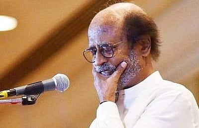 நான் சிகரெட் பிடித்தால்.. சரத்பாபு பற்றி மனம் திறந்த ரஜினிகாந்த்