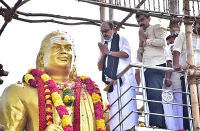 தேவர் ஜெயந்தி விழாவை அனைத்து சமூகத்தினரும் கொண்டாட வேண்டும்: வைகோ