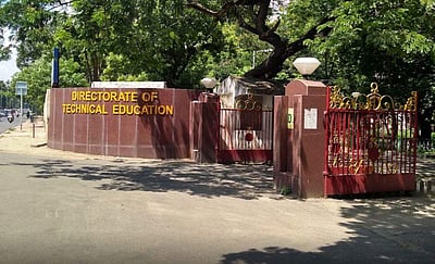 7.5% இட ஒதுக்கீட்டில் சேரும் மாணவர்களிடம் கட்டணம் வசூலிக்கக் கூடாது: தொழில்நுட்பக் கல்வி இயக்குனரகம்