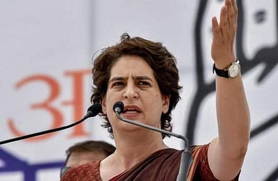 பிரியங்கா காந்தி மீது காவல்துறை வழக்குப்பதிவு