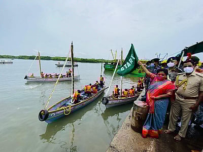 புதுச்சேரியிலிருந்து கடல் சாகச பயணம்: ஆளுநர் தமிழிசை தொடங்கி வைப்பு