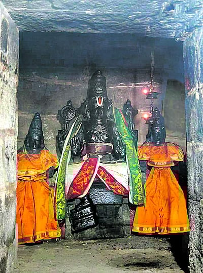 வேதத்தின் விளக்கொளி!