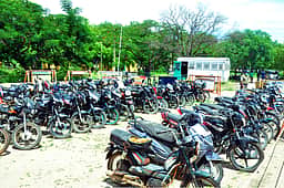 குற்ற வழக்குகளில் பிடிபட்ட 85
வாகனங்கள் திறந்த நிலை ஏலம்!