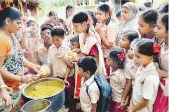 25,000 காலிப் பணி​யி​ட‌ங்​க​ளா‌ல் தடு​மா​று‌ம் ச‌த்​து​ண​வு‌த் துறை‌ 