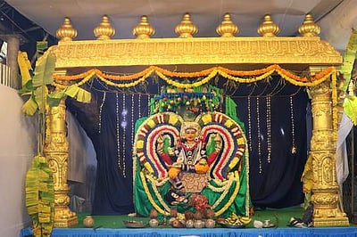 கபிலதீா்த்தம் சிவன் கோயிலில் ஸ்ரீ தட்சிணாமூா்த்தி யாகம்