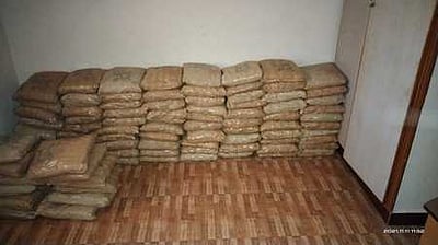 மதுரை அருகே வீட்டில் பதுக்கிய 195 கிலோ கஞ்சா பறிமுதல்: கணவன், மனைவி கைது