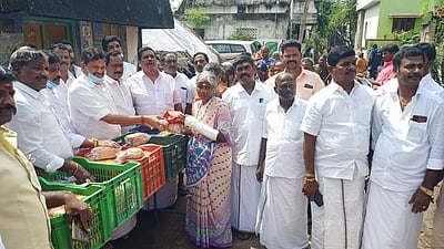 வெள்ள பாதிப்புக்கு அரசின் தாமதமான நடவடிக்கையே காரணம்