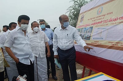 கனமழை சேதம்: கடலூரில் முதல்வர் மு.க.ஸ்டாலின் ஆய்வு