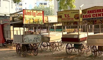 தெருவோரக் கடைகளுக்குத் தடை: வாழ்வாதாரம் இழக்கும் வியாபாரிகள்