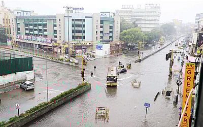 வெள்ள பாதிப்பு: அமித் ஷாவை சந்தித்து ரூ. 2,079 கோடி நிவாரணம் கோரினார் டி.ஆர்.பாலு