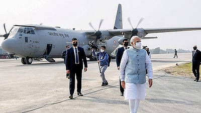 பாஜக ஆட்சியில் வளா்ச்சியின் புதிய அத்தியாயம்: பிரதமா் நரேந்திர மோடி