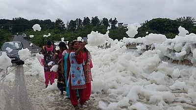 கெலவரப்பள்ளி  அணைக்கு நீா்வரத்து அதிகரிப்பு