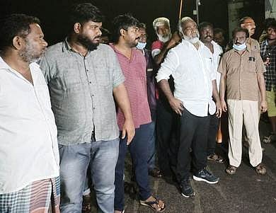 விழித்திருந்த எம்எல்ஏ