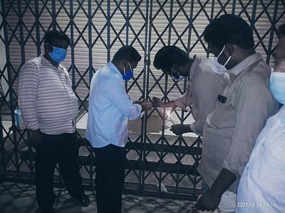 பாலியல் தொல்லை புகார்:  திண்டுக்கல் தனியார் செவிலியர் கல்லூரிக்கு சீல்