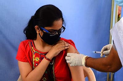 மாநிலங்களிடம் 17.74 கோடி தடுப்பூசிகள் கையிருப்பு: மத்திய அரசு