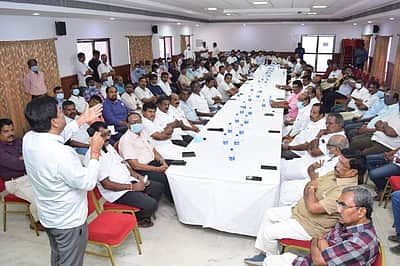 நூல் விலை உயர்வு: திருப்பூரில் நவம்பர் 26இல் கடையடைப்பு, வேலை நிறுத்தம் அறிவிப்பு