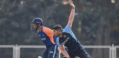 இந்திய கிரிக்கெட் வீரர்களுக்கு பன்றிக்கறி, மாட்டிறைச்சி வழங்கத் தடையா?: பிசிசிஐ பதில்