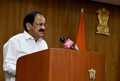 நவ. 28-ல் மாநிலங்களவை கட்சித் தலைவர்களுடன் வெங்கையா நாயுடு ஆலோசனை