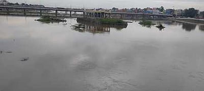 மதுரை வைகை ஆற்றில் மீண்டும் வெள்ளப் பெருக்கு