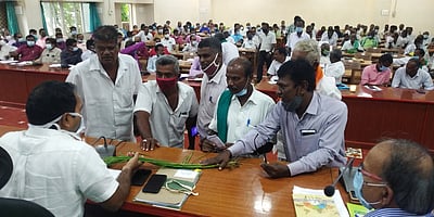 ‘அனைத்து பாசனக் கண்மாய்களுக்கும் தண்ணீா் வழங்க நடவடிக்கை’