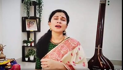 பிரபல பாடகியின் தந்தை மர்ம மரணம்: தண்டவாளத்தில் உடல் கிடந்ததால் பரபரப்பு