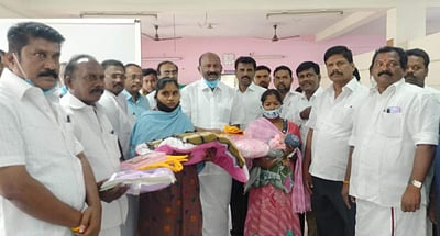 வாழப்பாடியில் உதயநிதி பிறந்தநாள் விழா: அரசு மருத்துவமனையில் பிறந்த குழந்தைகளுக்கு தங்க மோதிரம்