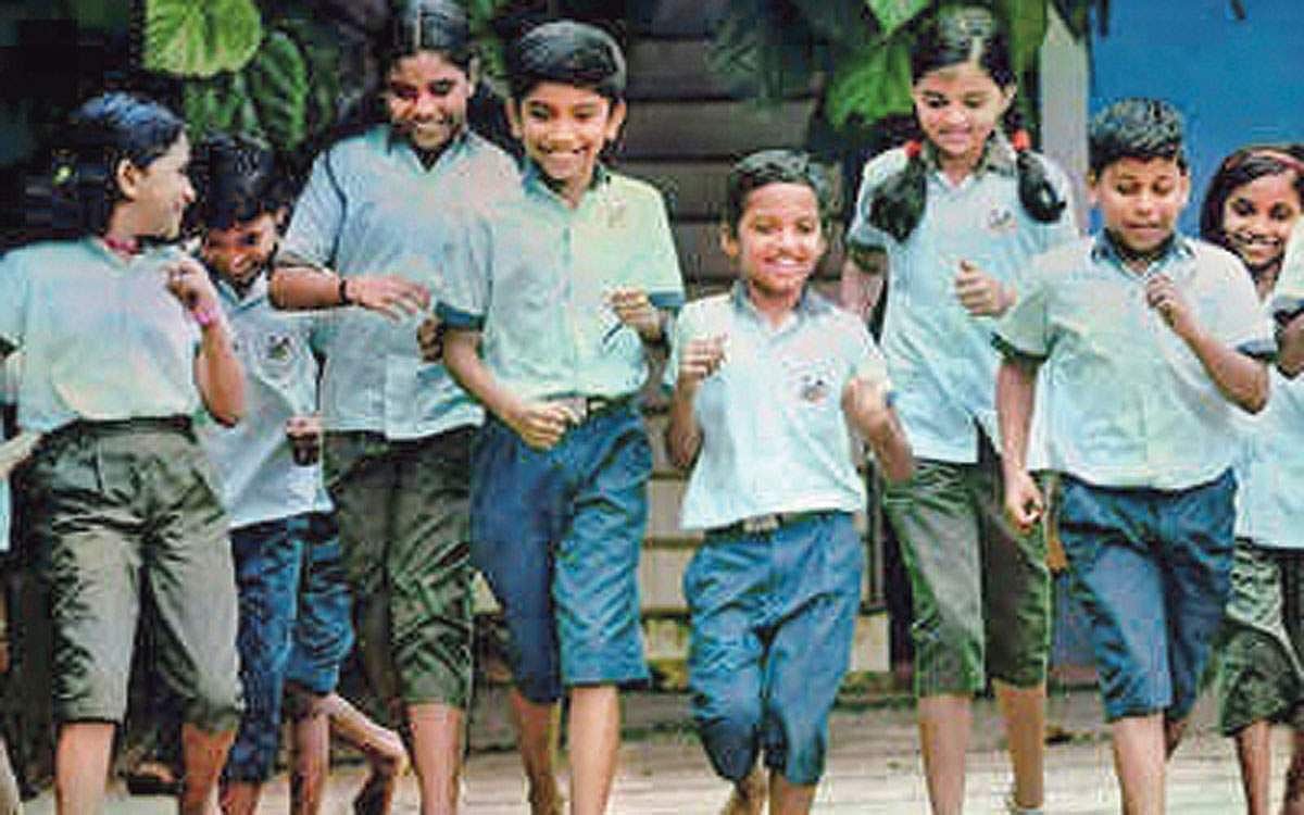 சமத்துவ சீருடை!