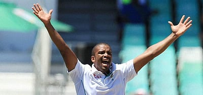 ஒமைக்ரான் கரோனா பரவல் : தென்னாப்பிரிக்காவுக்கு உடனடியாகத் திரும்பும் பிளாண்டர்