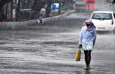 4 மாவட்டங்களில் இன்று மிக பலத்த மழைக்கு வாய்ப்பு